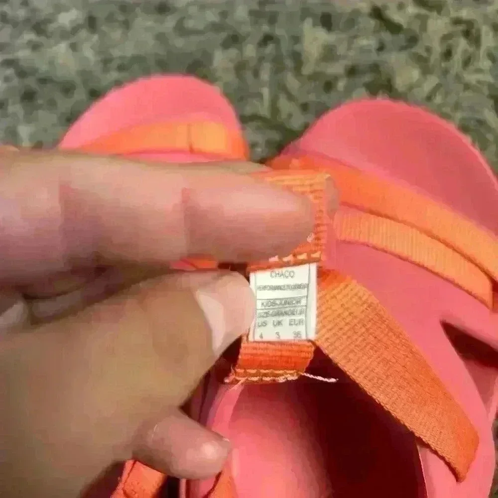New Chaco Chillos Sports Beach Sandals Rose Kids Size 4